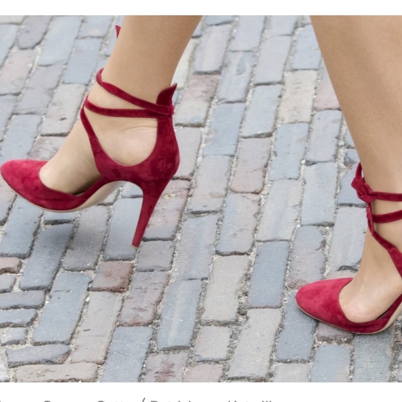 Gianvito Rossi 100mm Lace-Up Suede Pumps - Picture 8 of 8